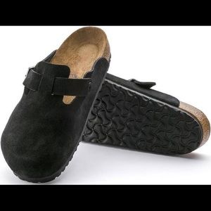 Black Birkenstock’s Clogs